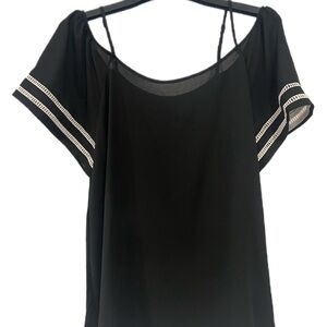 Vince Camuto Black Cold Shoulder Blouse (size, medium)